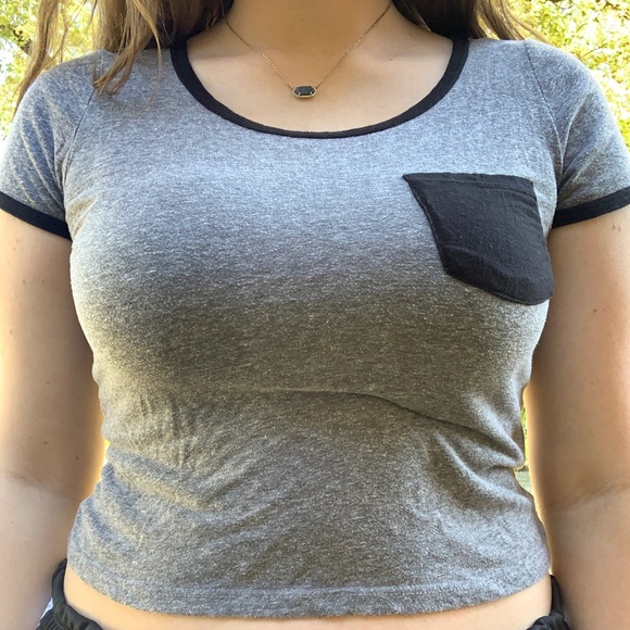 T shirts - Picture 4 of 4